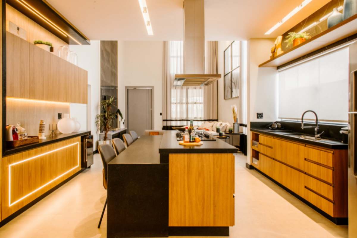 cucina in legno chiaro